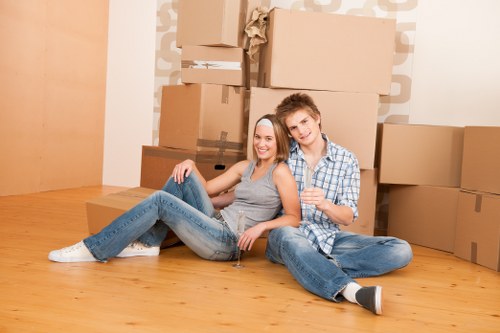 Local removal van support for flats and houses in Lower Clapton