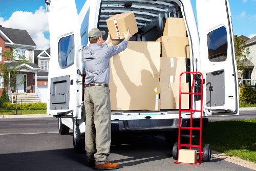 Small move and delivery service for Lower Clapton homes and businesses